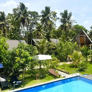 Steps Garden Hotel Negombo